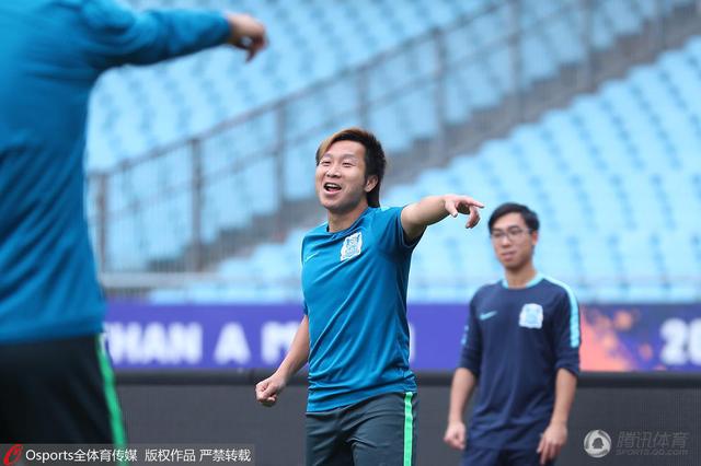 斯皮尔伯格在幕后特辑中介绍了原版故事对他的影响，对影片演员和幕后工作人员表示感谢，同时曝光了不少歌舞场景的拍摄画面。