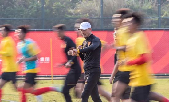 凯瑟琳·泽塔·琼斯、郑好娟等也出席了活动。
