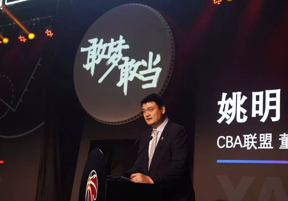 近日，在新公布的动作喜剧片《为什么我们要杀死冈瑟》的预告中，施瓦辛格算是勇 “星爵”克里斯·帕拉特老婆怀孕 施瓦辛格做外公 2020-04-26 结婚10个月后，“星爵”克里斯·帕拉特的老婆凯瑟琳·施瓦辛格目前确认已怀孕，二人将迎来第一个宝宝。