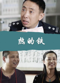 甚至有人会为了这些周边特意走进影院，其中最执着的莫过于自称“海报佬”的电影海报收藏爱好者。